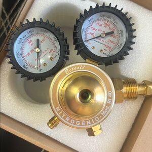 Betroll Nitrogen Regulator ( HW9005) for Purging Missing Part See Photos